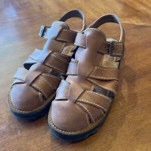 Ellemenno Women's Brown and Tan Sandals